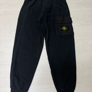 [XL] 스톤아일랜드 25FW 블랙 조거 트레이닝 팬츠