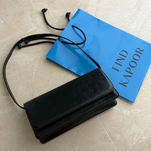 파인드카푸어 패티백