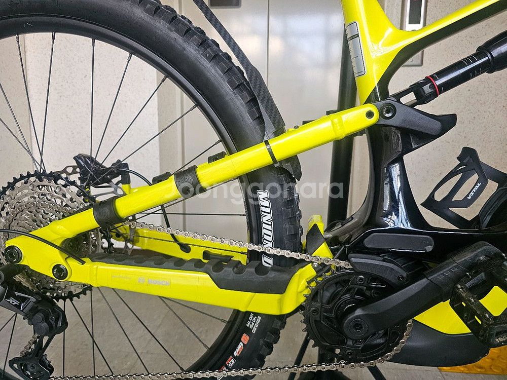 캐논데일 모테라 네오카본2 전기자전거M사이즈--2