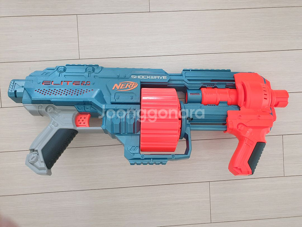 너프건 플립 16, 너프건 쇼크웨이브--1