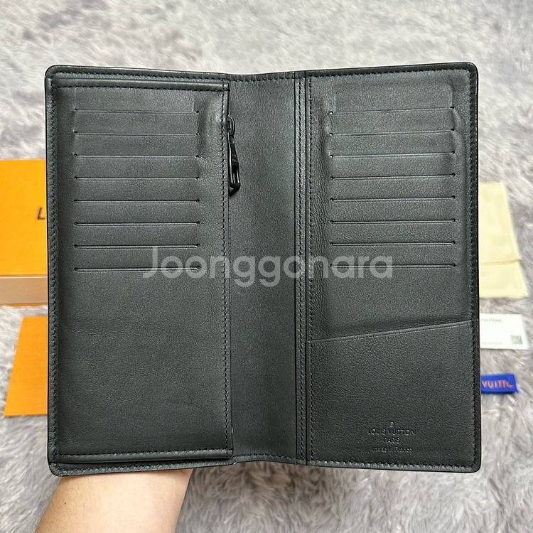 [풀구성] 루이비통 토뤼옹 브라짜 월릿 장지갑 블랙--2
