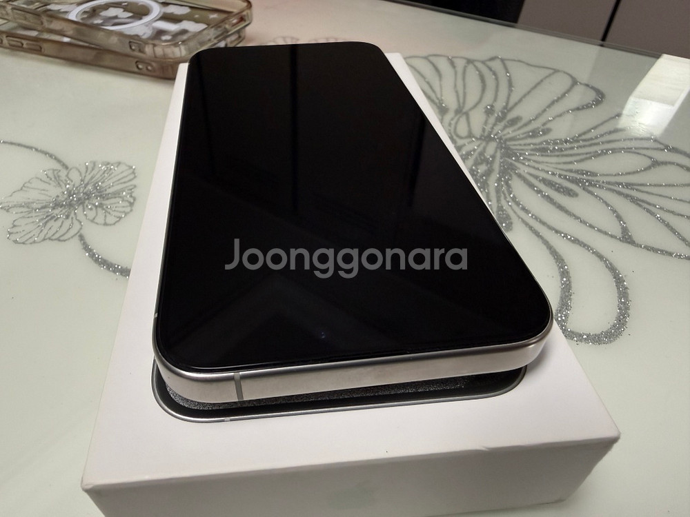 아이폰 15 Pro Max 512g 화이트 색상--4