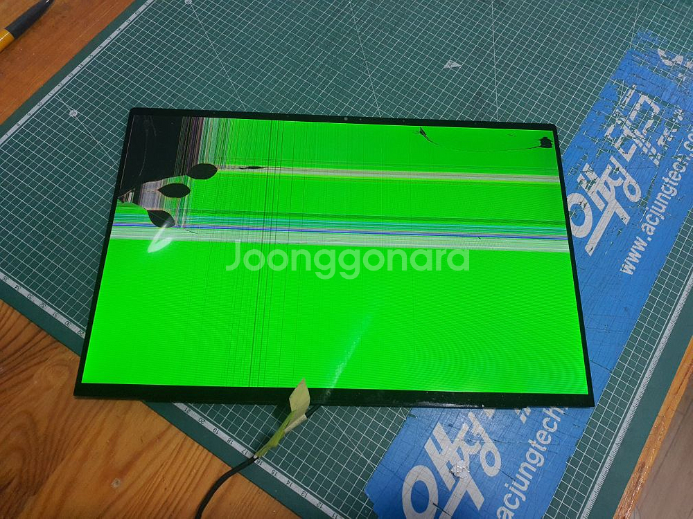 레이져 게이밍 노트북R-R-raz-RZ09-0357--4