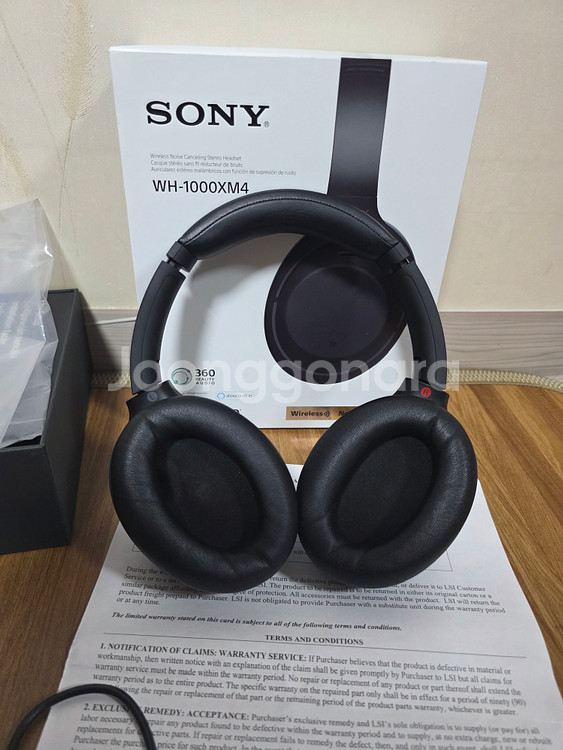 SONY 소니 WH-1000XM4 블랙 헤드셋 팝니다--2