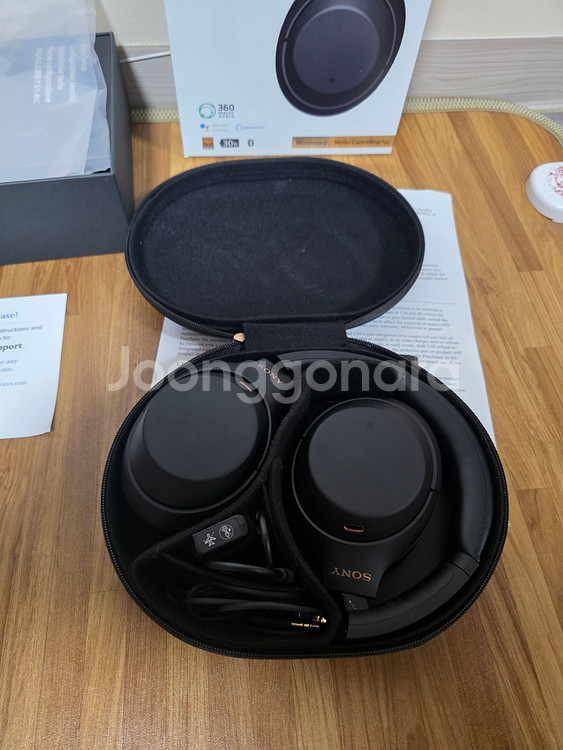 SONY 소니 WH-1000XM4 블랙 헤드셋 팝니다--5