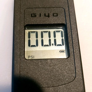 지요 디지탈 타이어 공기압 측정기