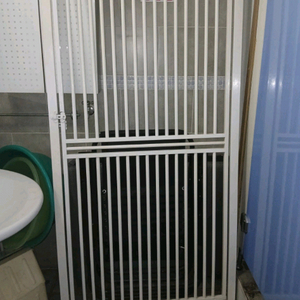 반려동물 안전문 판매해여 이미지