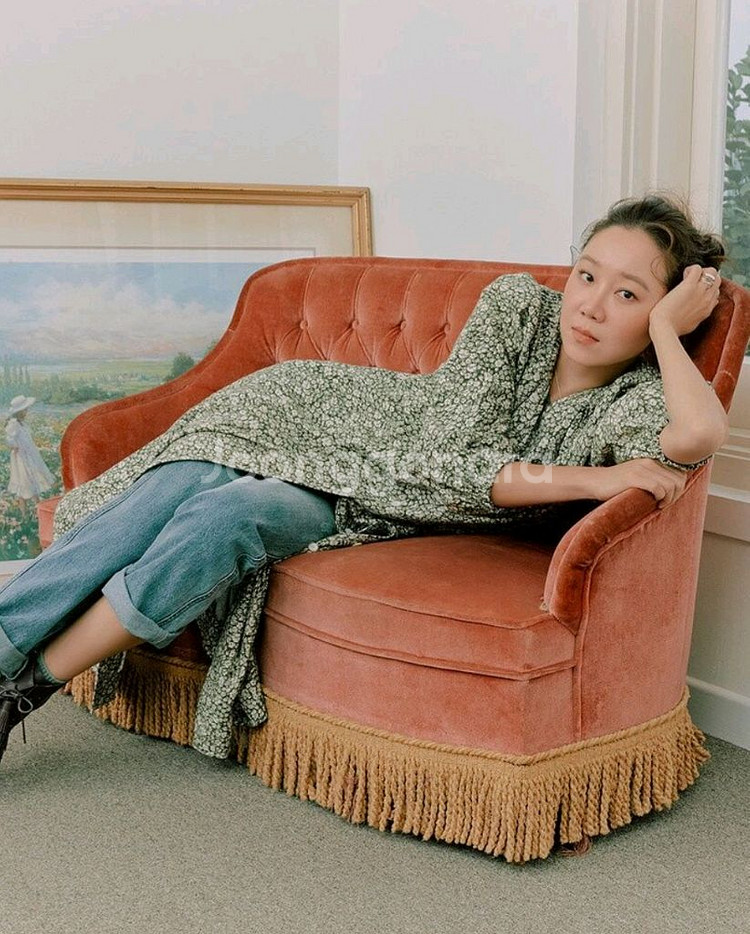 (브라운색상 판매)써스데이아일랜드 기모 미디원피스 S사--3