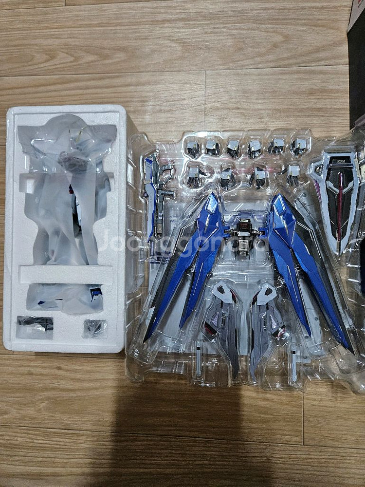 메탈빌드 프리덤 컨셉2 팝니다--1