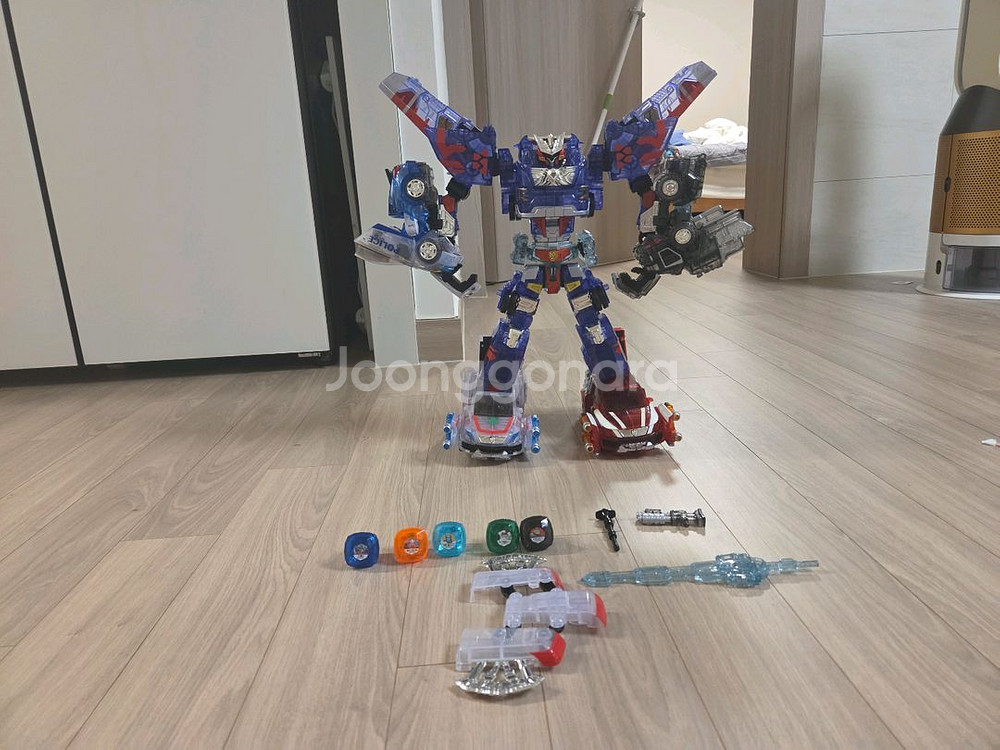 헬로카봇 한정판 크리스탈 펜타스톰X 팝니다--0