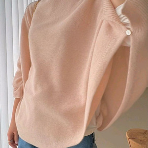 보웬 판쵸 니트