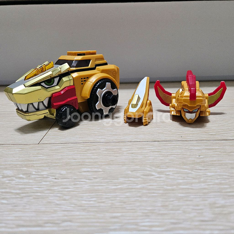 다이노코어 얼티밋 디버스터 판매합니다.--2