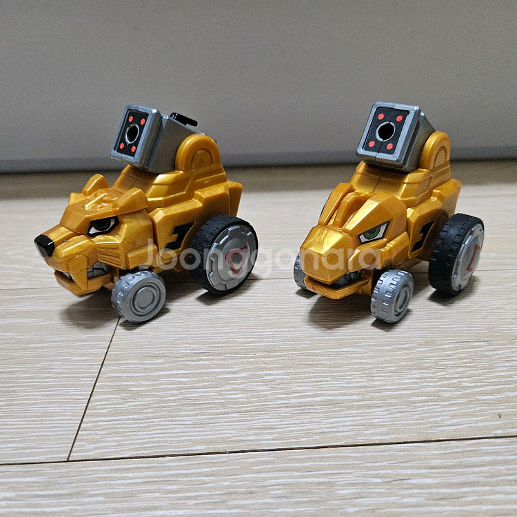 다이노코어 얼티밋 디버스터 판매합니다.--7