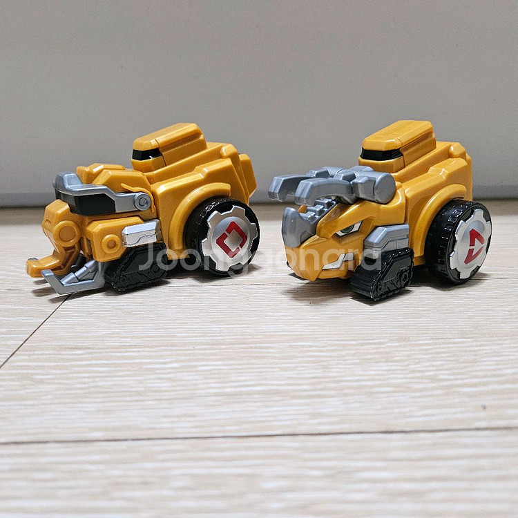 다이노코어 얼티밋 디버스터 판매합니다.--8