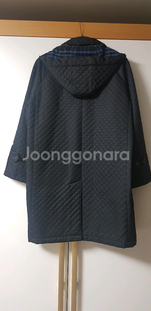 버버리 퀼팅자켓--2