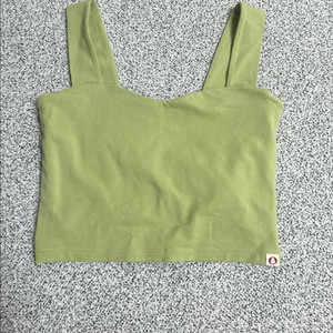 부디무드라 일레븐 탑