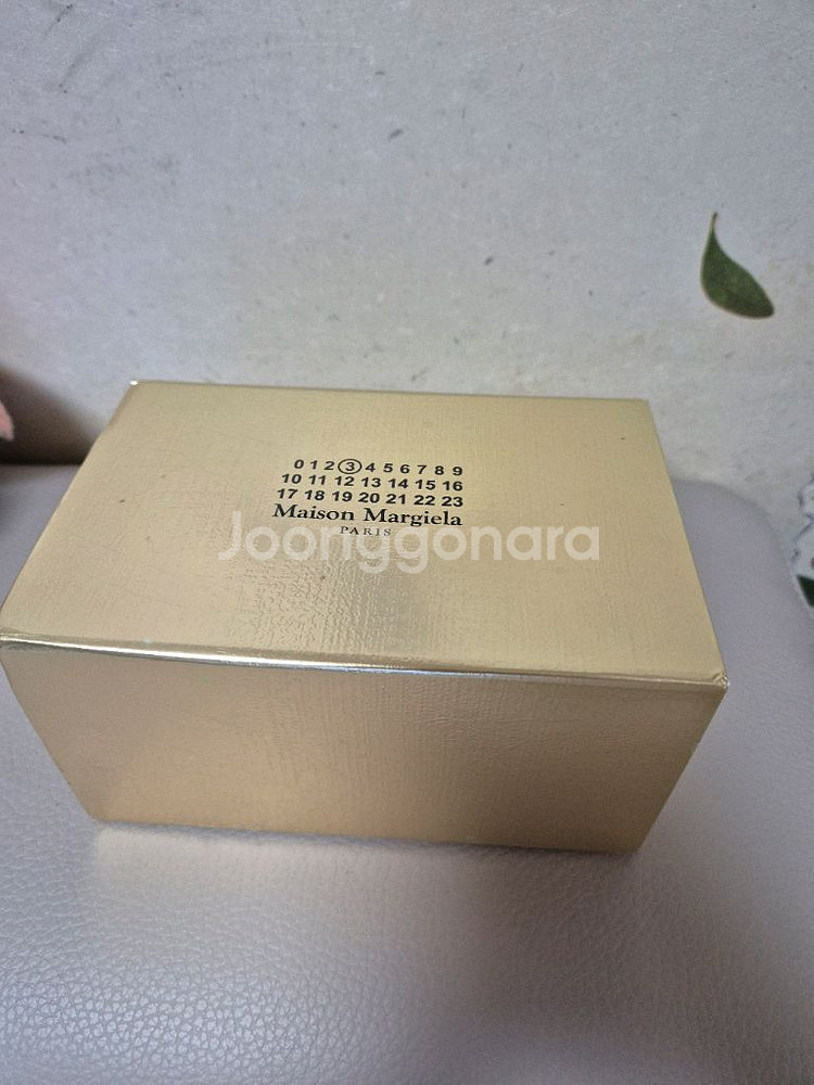 메종마르지엘라 향수 레이지선데이모닝 30ml 풀박스--1