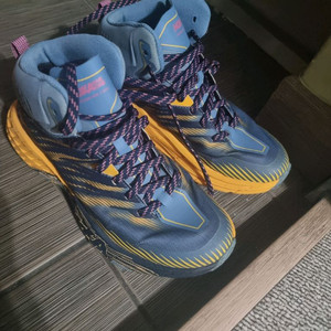 호카 스피드고트 미드2 gtx 등산화 240