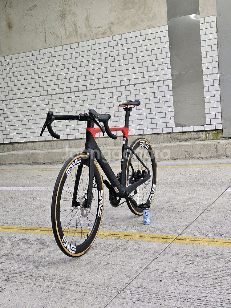 메리다 리액토 4000 풀카본 에어로 로드 판매합니다--4