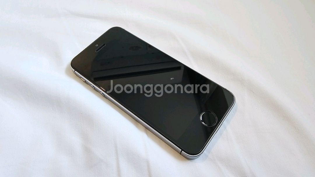 [정품] 아이폰 SE1 128GB 배터리신품 무음카메라--1