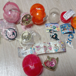 세일러문 가챠 이것저것