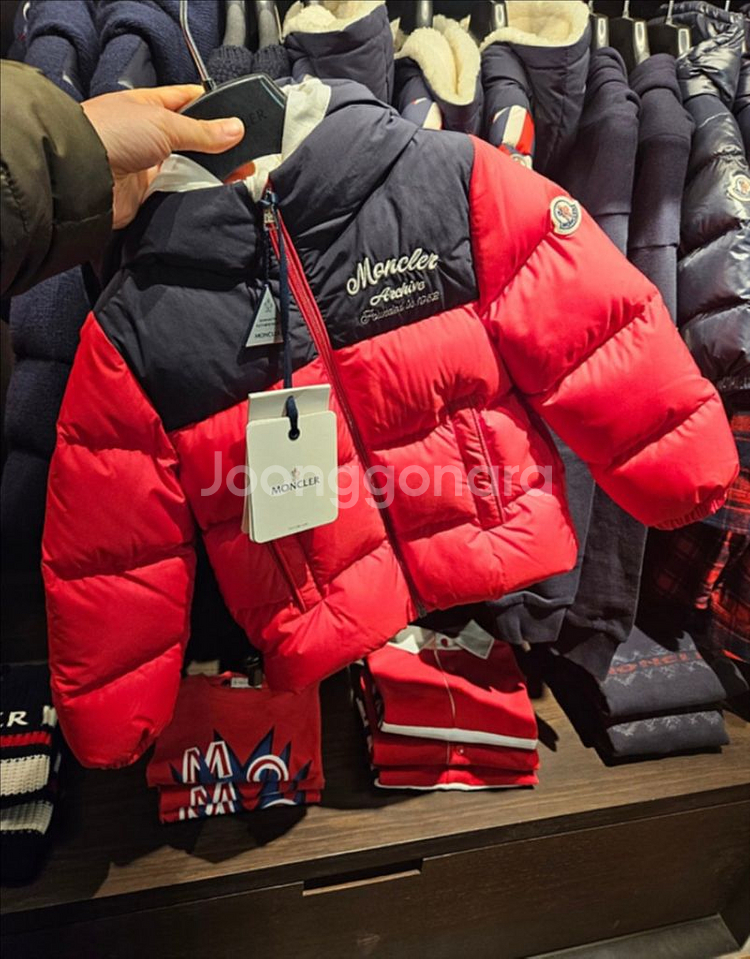 몽클레어 베이비 다운패딩--0