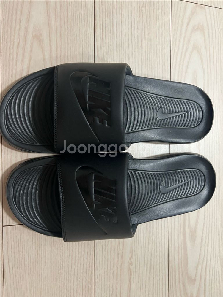 나이키 슬리퍼 300미리 새상품--1