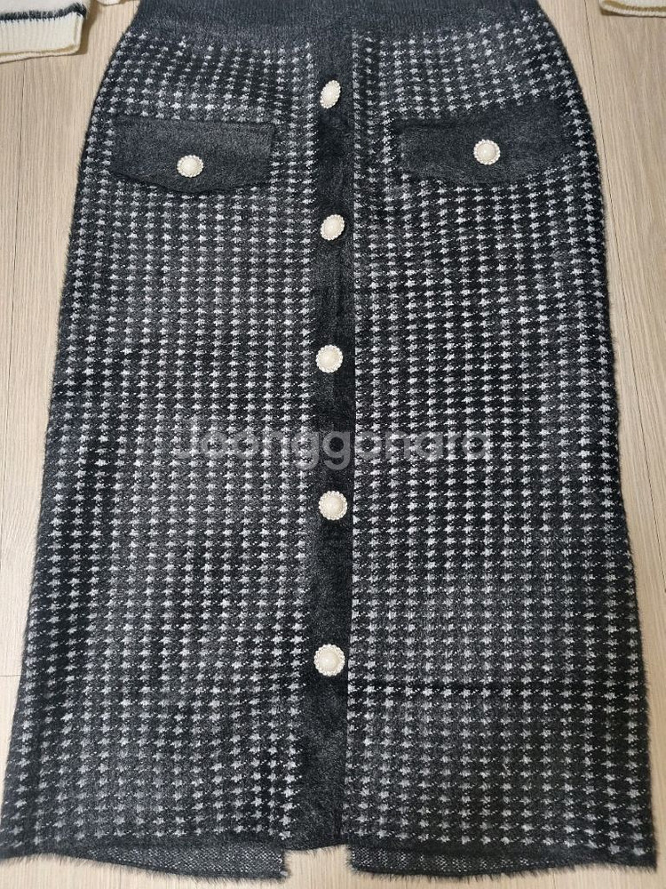 부루앤쥬디 니트 치마 새옷 택포--0