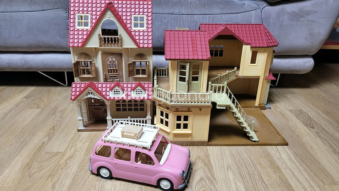 실바니안 패밀리 빨간지붕 2층집 +라즈베리하우스+캠핑카--0