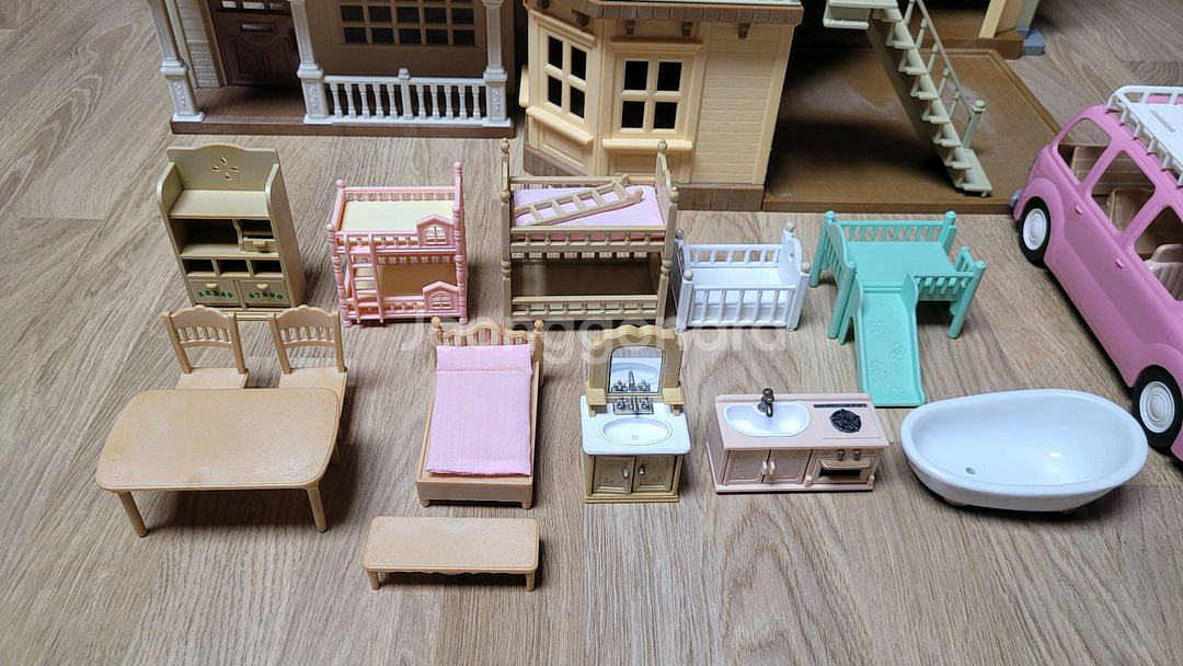 실바니안 패밀리 빨간지붕 2층집 +라즈베리하우스+캠핑카--7