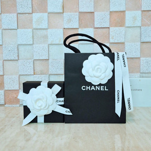 [정품]샤넬 쇼핑백+박스+파우치+까멜리아+리본 풀구성품