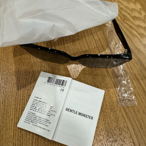 젠틀몬스터 선글라스 LO CELL 01