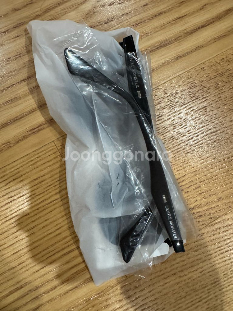 젠틀몬스터 선글라스 LO CELL 01--3