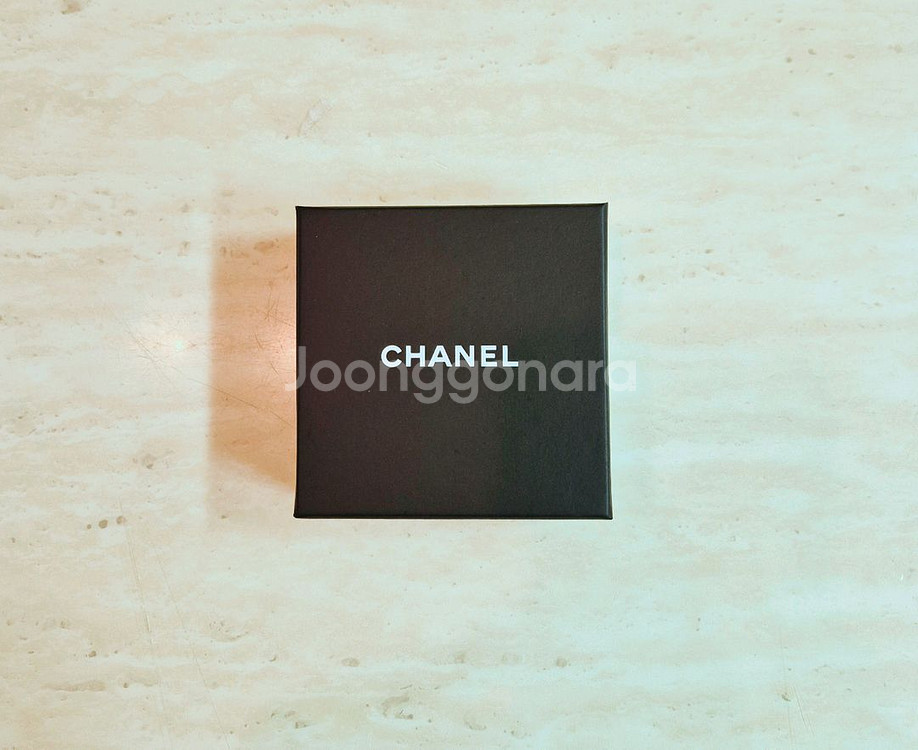 [정품]샤넬 쇼핑백+박스+파우치+까멜리아+리본 풀구성품--2