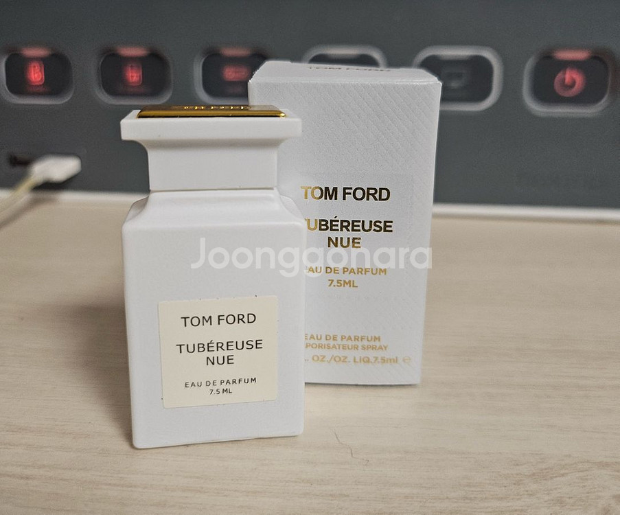 톰포드 튜베로즈 뉘 오 드 퍼퓸 7.5ml--0
