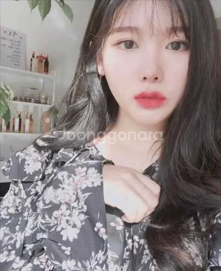 리본 셔링 플라워 꽃무늬 블라우스 블랙 검정--3