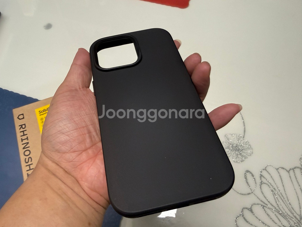 라이노쉴드 아이폰16프로맥스 클래식블랙색상 판매합니다.--2