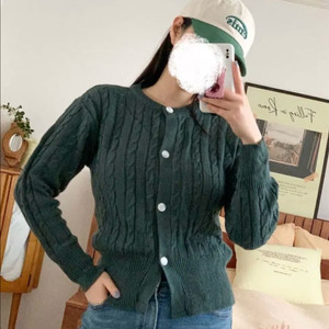 딥그린 초록 꽈배기 케이블 가디건