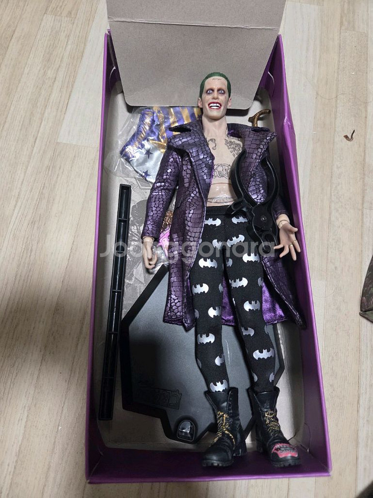 1/6 크레이지토이 조커피규어--0