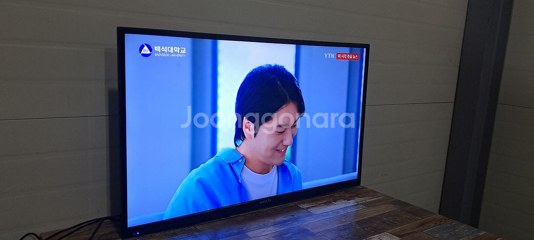 4168 와이드뷰 43인치 벽걸이 UHD TV(블랙)--1