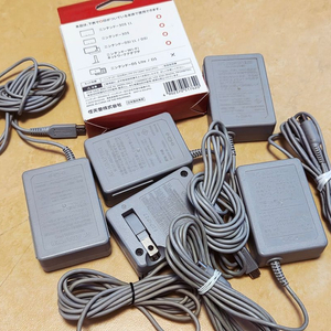 2개배송무료)닌텐도 정품충전기 dsi dsill 2ds 3ds ll xl 레트로랜드