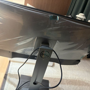 DELL U3219Q 32인치 4K