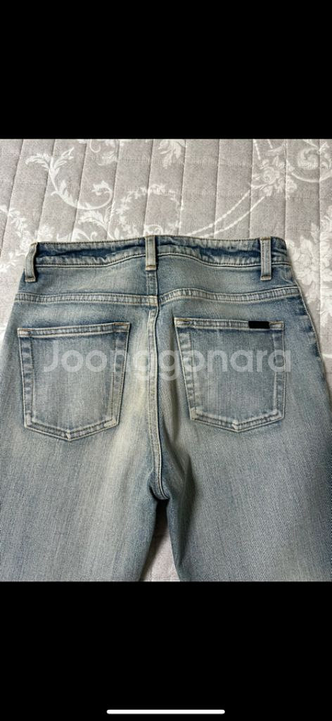 생로랑 미디움 웨이스트 연청 데님 진 25 s--5