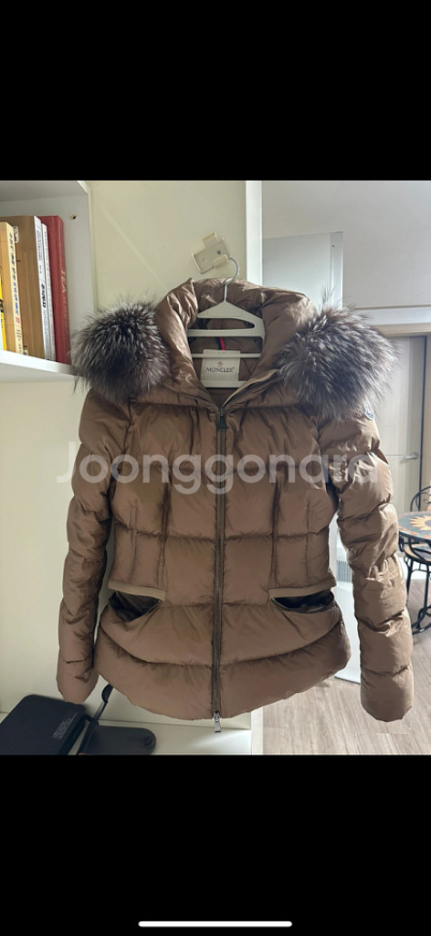 몽클레어 보에드 패딩 카멜 s--5