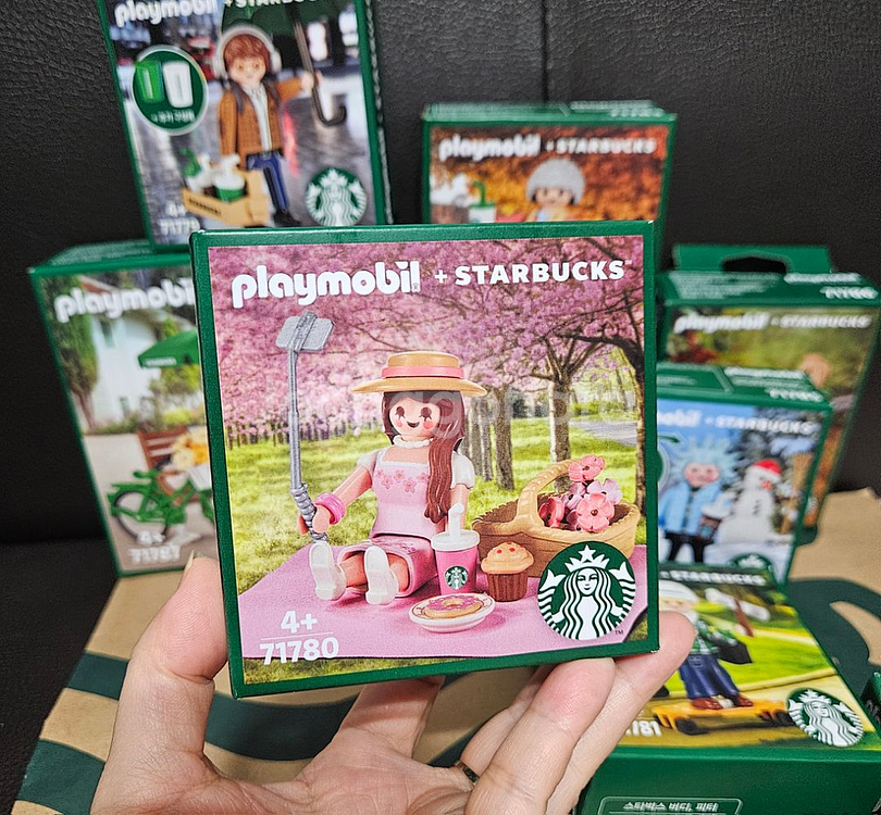 미개봉&택포]스타벅스 24 버디 플레이모빌 9종 풀세트--7