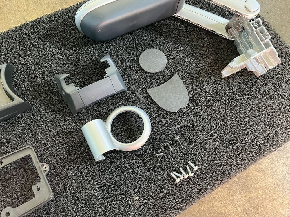 미니쿠퍼 1세대 R53/R50 순정 팔걸이콘솔 판매합니다. 이미지