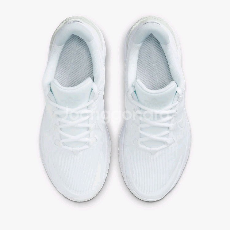 나이키 GS스타러너4 235(230)--1