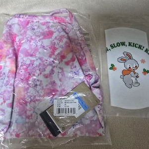 헤이엄수모. 나이키스윔 플로럴블리스라즈베리 레이서백26