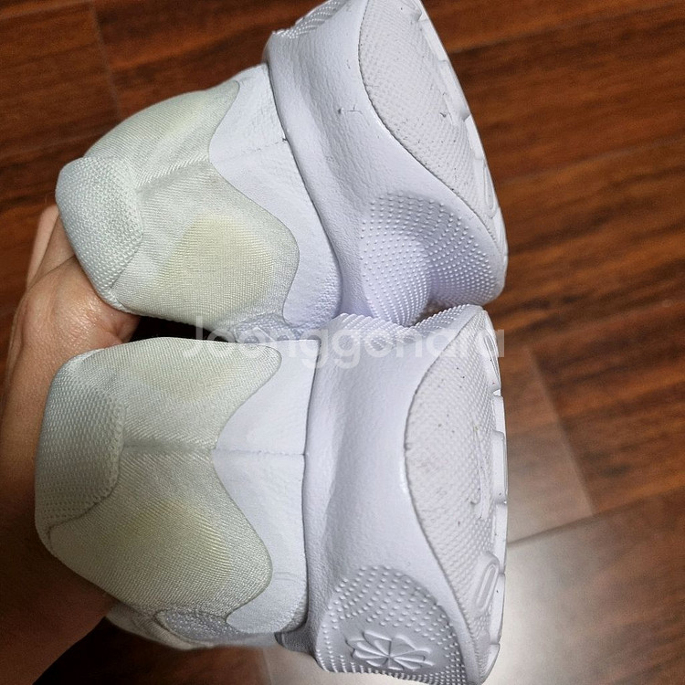 나이키 레볼루션7 러닝화 화이트 운동화 240(235)--5