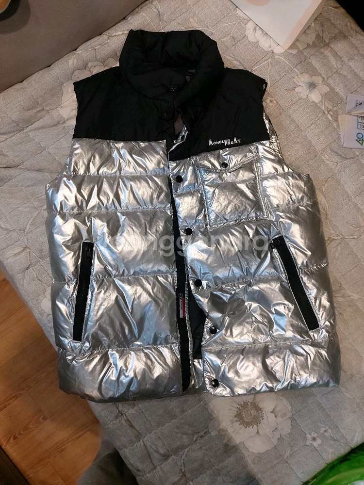 몽클레어 조끼패딩 전품--2
